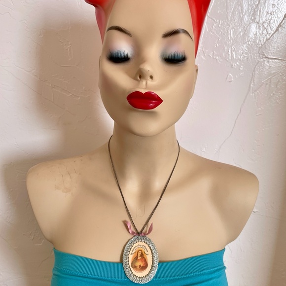 Handmade Artisan Vintage Crochet SACRED HEART Scapular NECKLACE - Picture 11 of 14